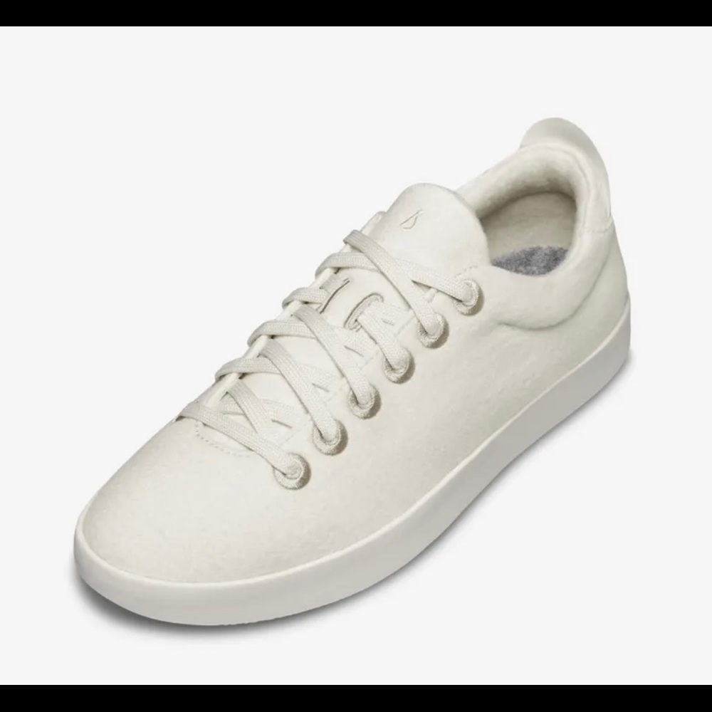 White Allbirds wool pipers size 9